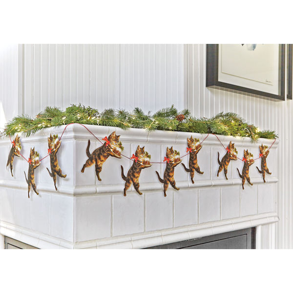 Product image for Victorian Christmas Cats Garland - Set of 2