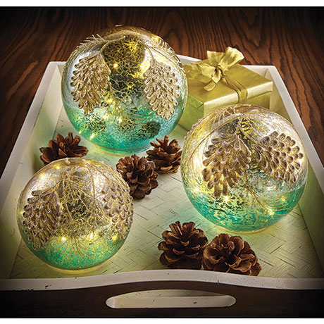 Lighted Christmas Globes Set