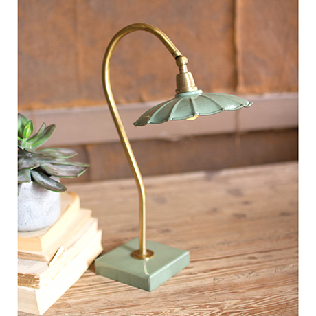 Gooseneck Petal Lamp